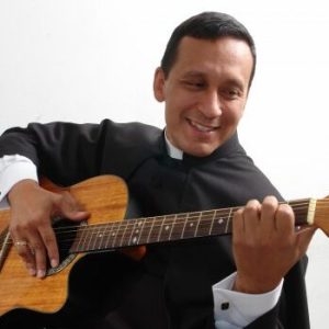 Camiseta de algodon con frase cristiana